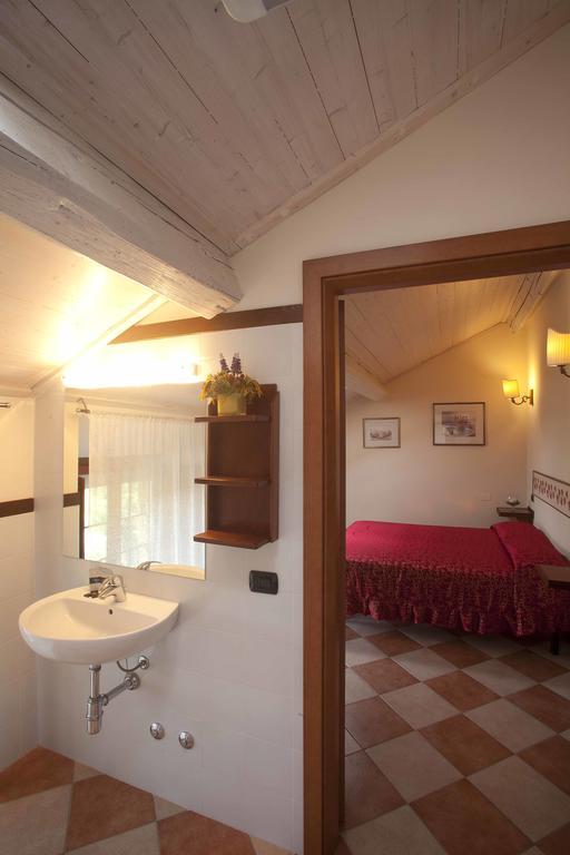 Agriturismo Il Bove Reggio Emilia Pokoj fotografie