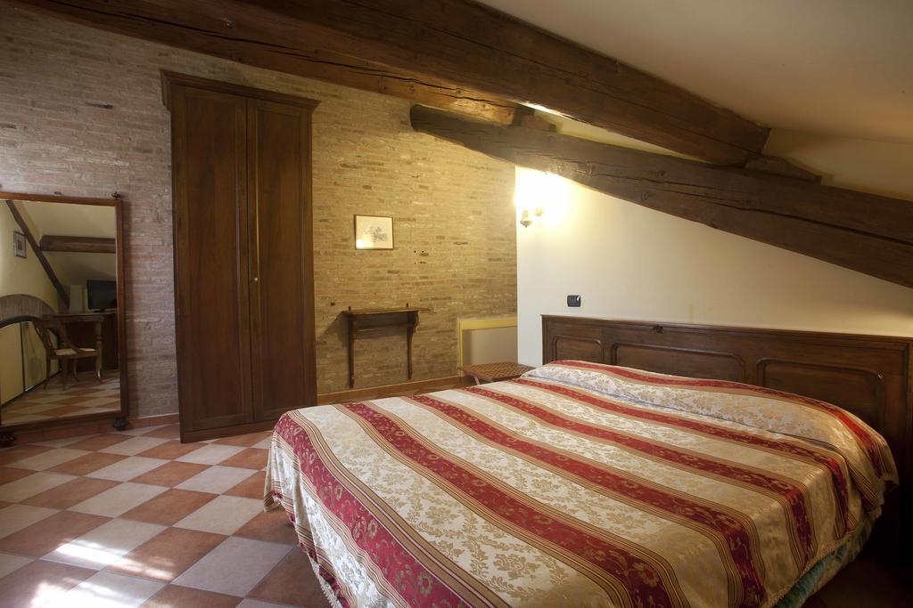Agriturismo Il Bove Reggio Emilia Pokoj fotografie